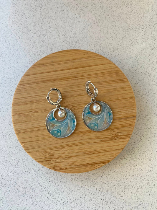 Aros Colgantes con Perla Central